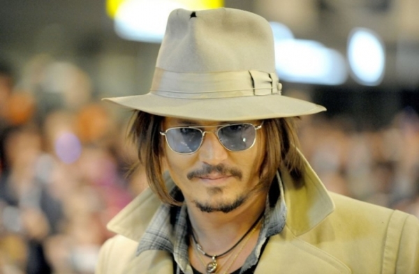 Джонни Депп останется без коллекции любимых шляп