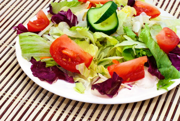 Подготовка продуктов для салата