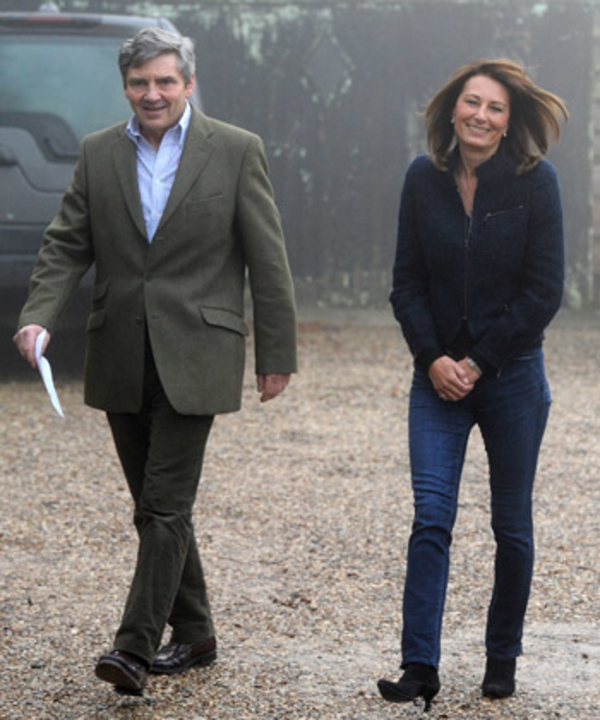 Родители Кейт Миддлтон заключили контракт с Джастином Бибером