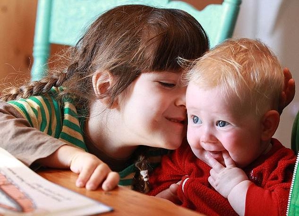 Ребенок из Канады сам может выбрать себе пол