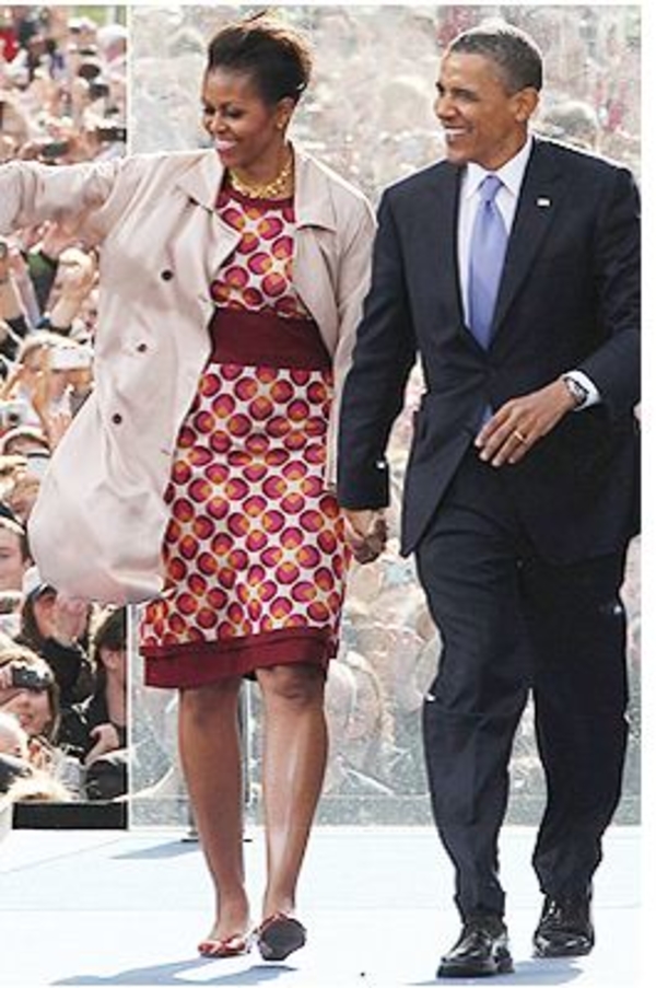 Лейтон Мистер и Мишель Обамы в одинаковых платьях