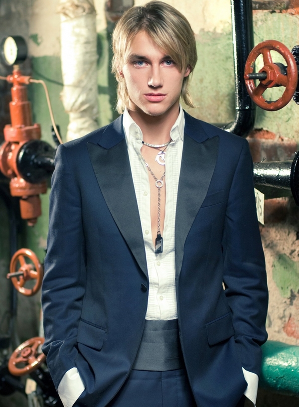 Алексей Воробьев устроил охоту на папарацци