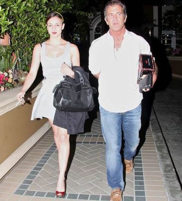 У Мела Гибсона новая девушка?