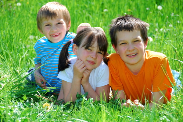 Во что одевать маленького ребенка летом