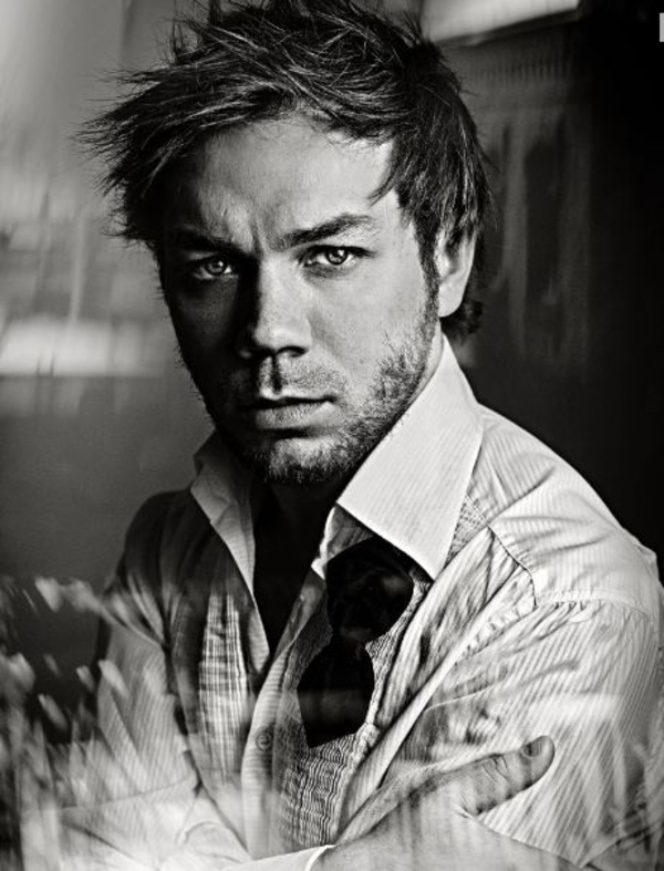 Украинский дизайнер Андре Тан попал в ДТП