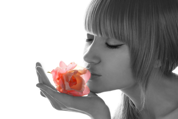 Вино в парфюмерных флаконах