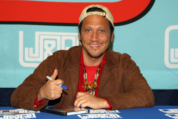 СМИ похоронили Роба Шнайдера