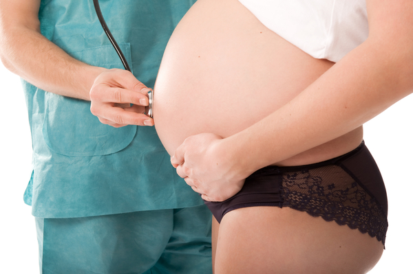 При каких показаниях делают кесарево сечение