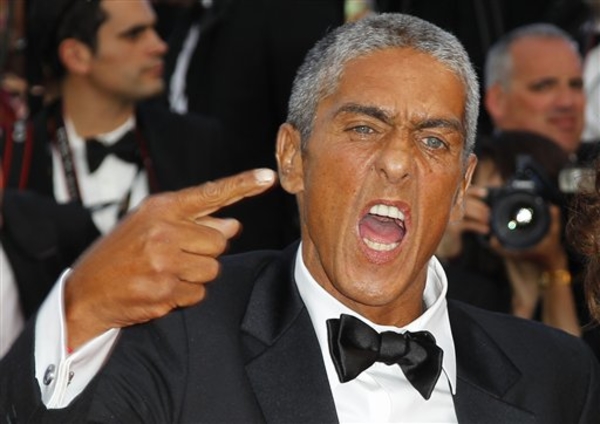 Звезда Такси пытался покончить с собой