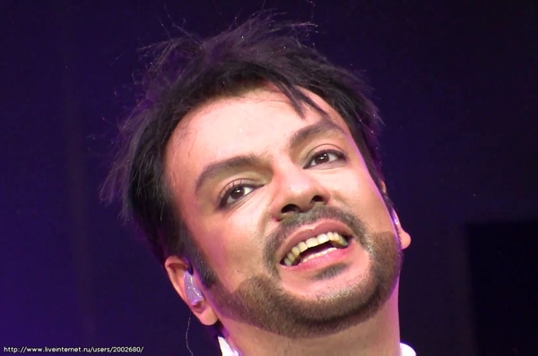 Киркоров оскорбил Влада Топалова и его девушку