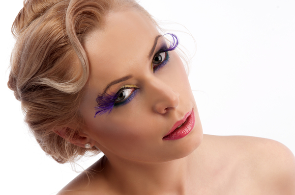 Что делать, если слезятся глаза