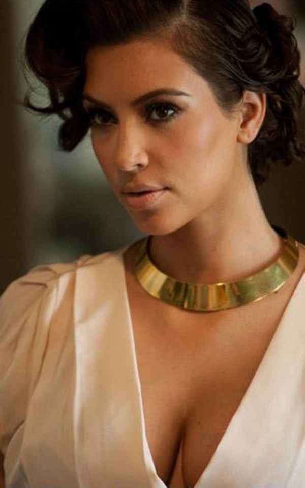 Модель Ким Кардашян больна псориазом