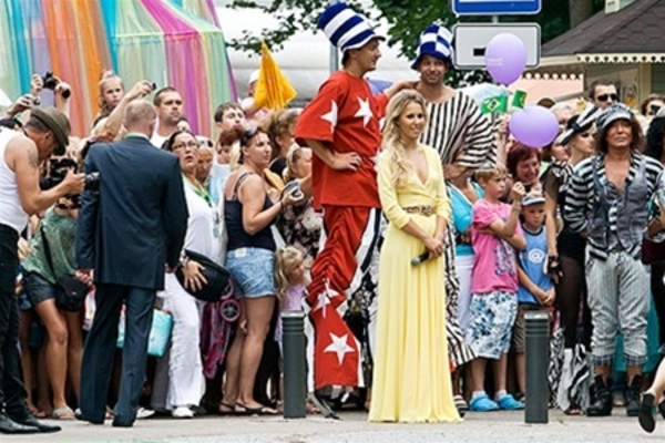 Новая волна: Выступление сборной членов жюри