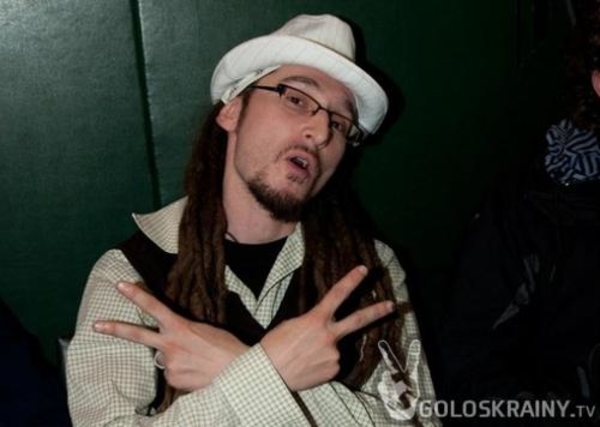 Участник шоу Голос країни обещает сбрить дреды