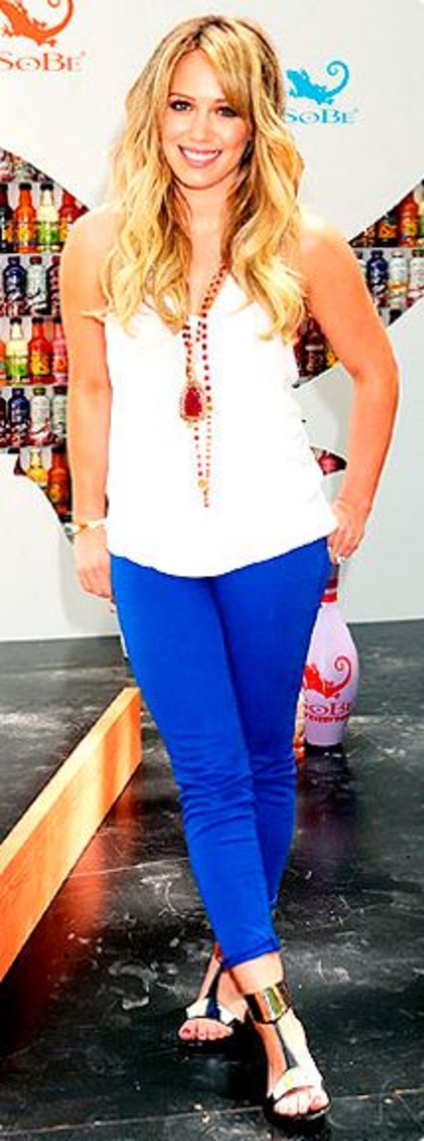 Битва платьев: Ким Кардашьян и Хилари Дафф