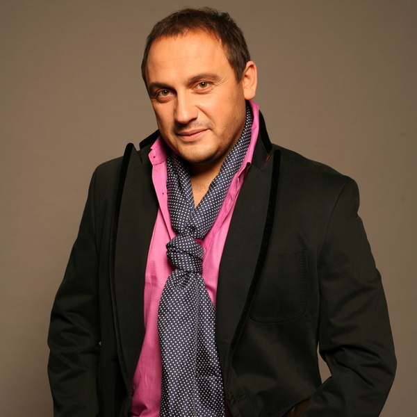 Стас Михайлов сыграл свадьбу во французском особняке