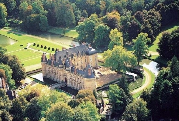 Стас Михайлов сыграл свадьбу во французском особняке