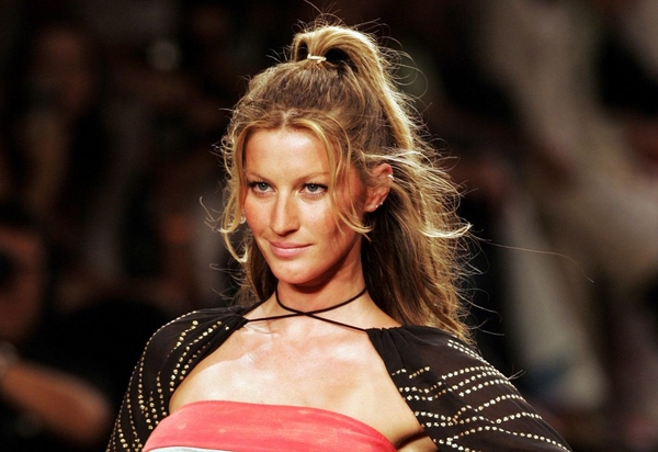 Жизель Бундхен отказалась выходить на подиум в обуви на каблуках