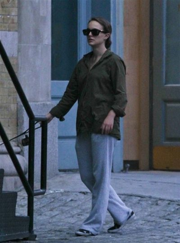 В Сети появились первые фото Натали Портман после родов