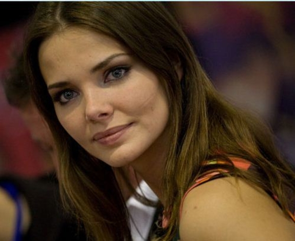 Лиза Боярская готовится стать матерью