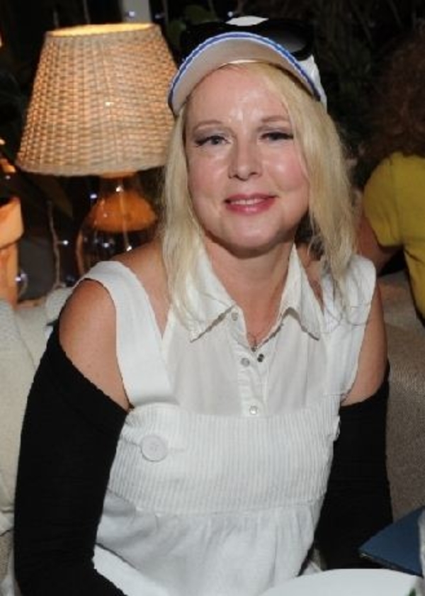 СМИ: Елена Кондулайнен сделала ужасный макияж