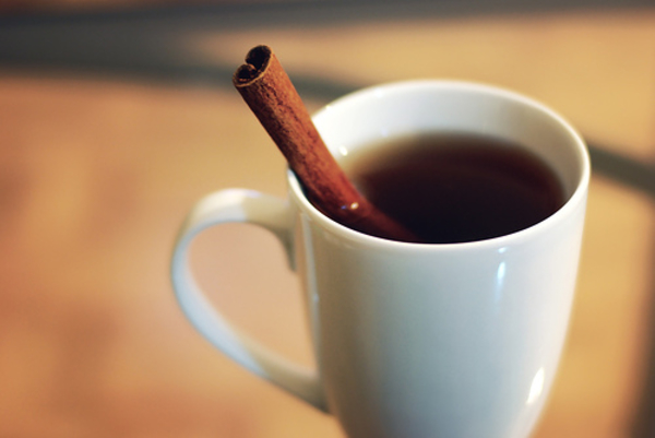 ТОП-6 полезных добавок к чаю