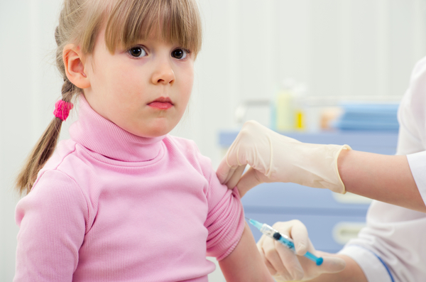 Ученые узнали, в чем опасность вакцины от гриппа для детей