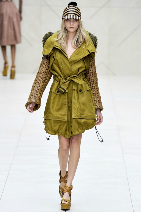 Лета не будет: Показ Burberry Prorsum Spring 2012
