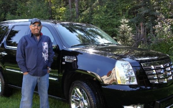 Михаил Шуфутинский купил эксклюзивную модель Cadillac