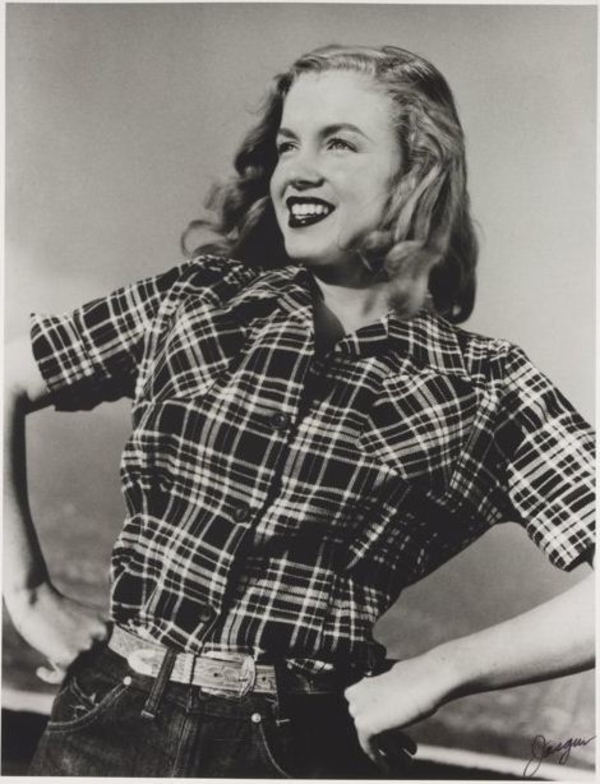 На продажу выставлены первые откровенные фото Мэрилин Монро