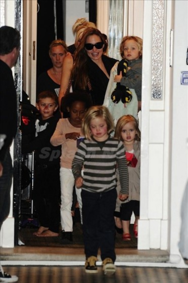 Дети Джоли и Гвен Стефани устроили переполох