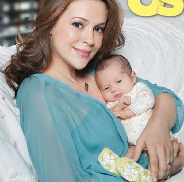 Алиса Милано впервые показала сына