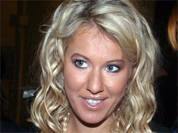 Собчак нашла себя в образе монашки