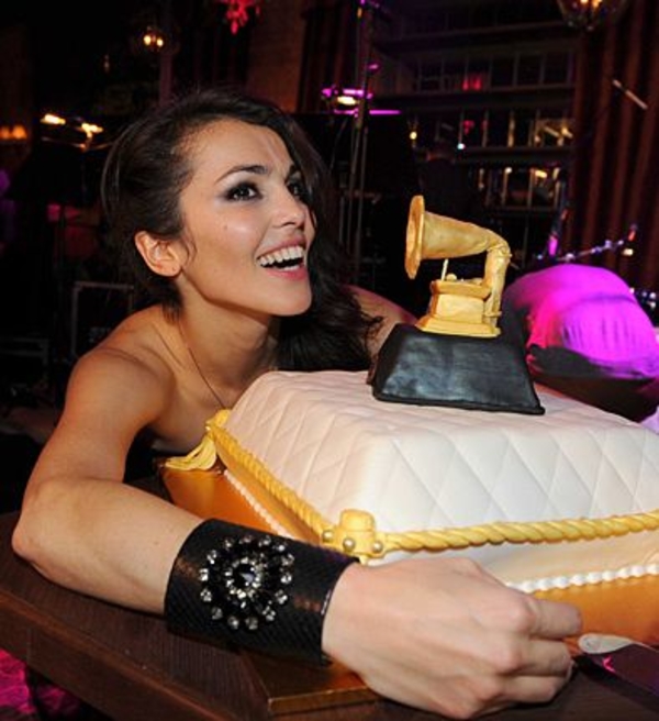 Сати Казанову не поздравили с днем рождения ее подруги