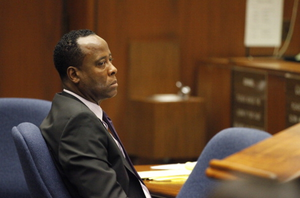 Врач Джексона заказывал на адрес подруги крупные партии снотворного