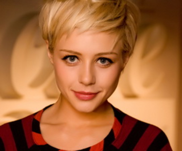 Тина Кароль попала в ДТП