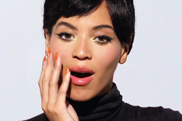 Беременная Бейонсе в образе Одри Хепберн