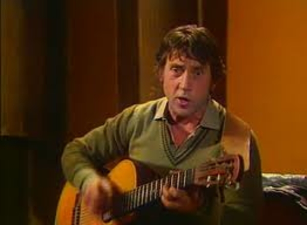 На премьере фильма о Высоцком зал замер, увидев великого барда