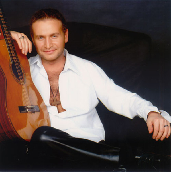 Леонид Агутин нашел замену Анжелике Варум