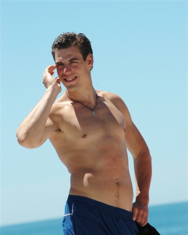 Дмитрий Дюжев заплатит за лечение сбитой школьницы