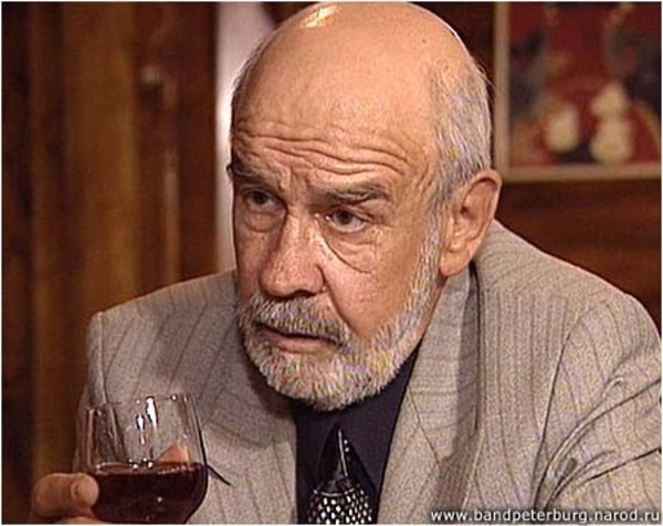 Звезда фильма Бандитский Петербург экстренно госпитализирован