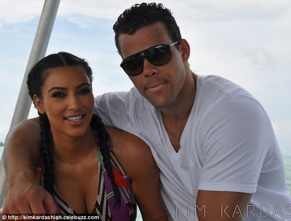 Ким Кардашян и Крис Хамфрис разводятся?