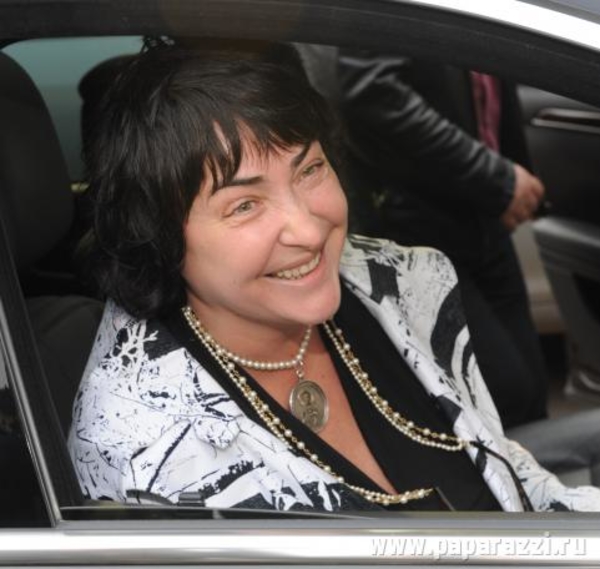 Лолита рассказала, как ей делали пластическую операцию