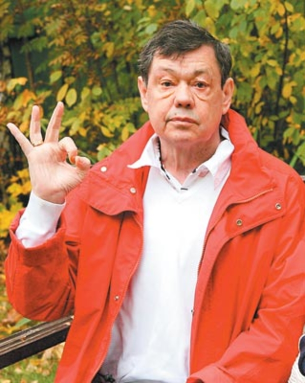 Николай Караченцов идет на поправку и готовится к гастролям