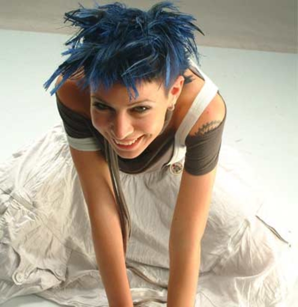 Премьера клипа Елки Бросай