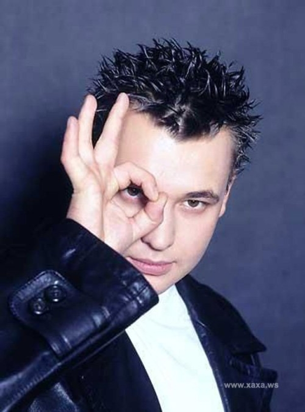 Сергей Жуков похвастался снимками красотки-жены