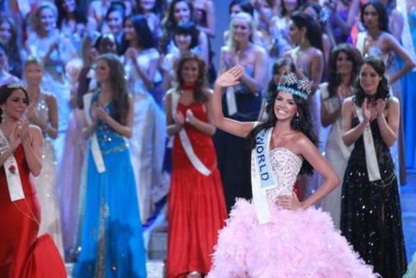 Мисс мира-2011 могла стать монашкой