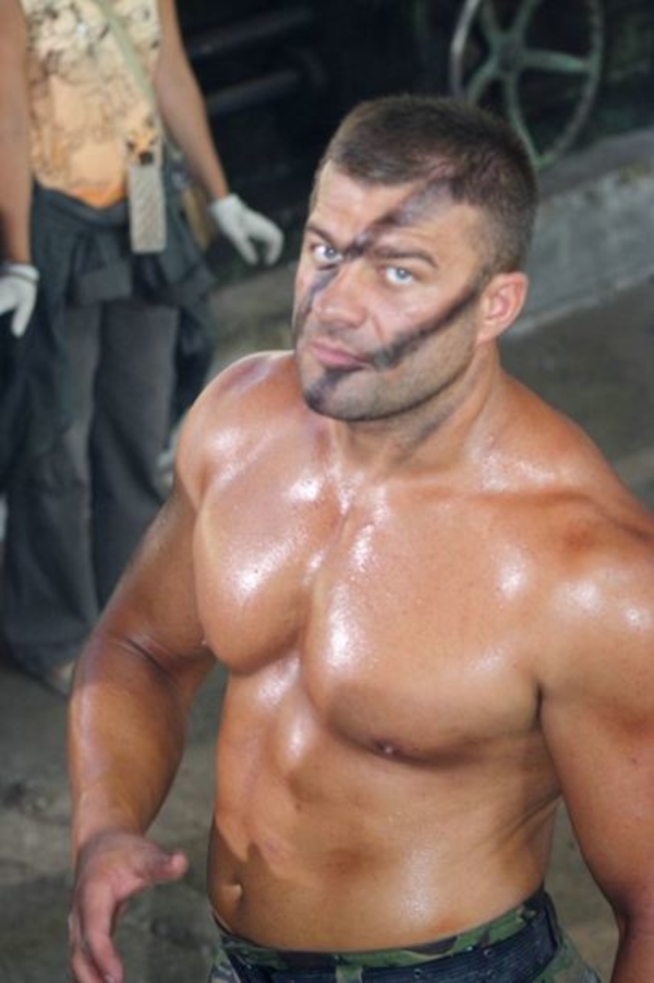 Михаил Пореченков  серьезно травмировался во время съемки