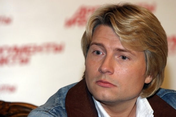 Николай Басков в шоке от блондина-конкурента