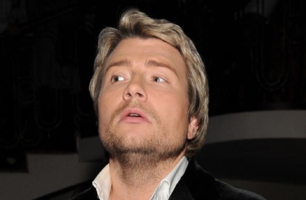 Николай Басков отращивает бороду